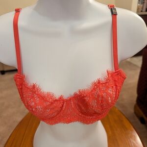 Victoria's Secret Dream Angels push-up bra, coral, size 32D - NEW